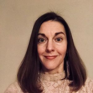 Meet your Posher, Lucinda